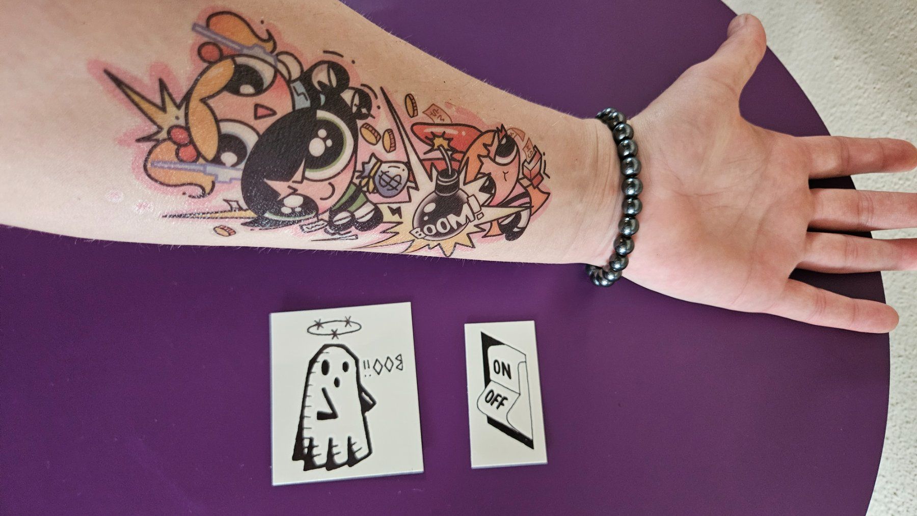 Aufkleber: Tattoo Sticker Motiv Geist, Lichtschalter – Gebraucht aus Basel von True_Hofer_Store 1