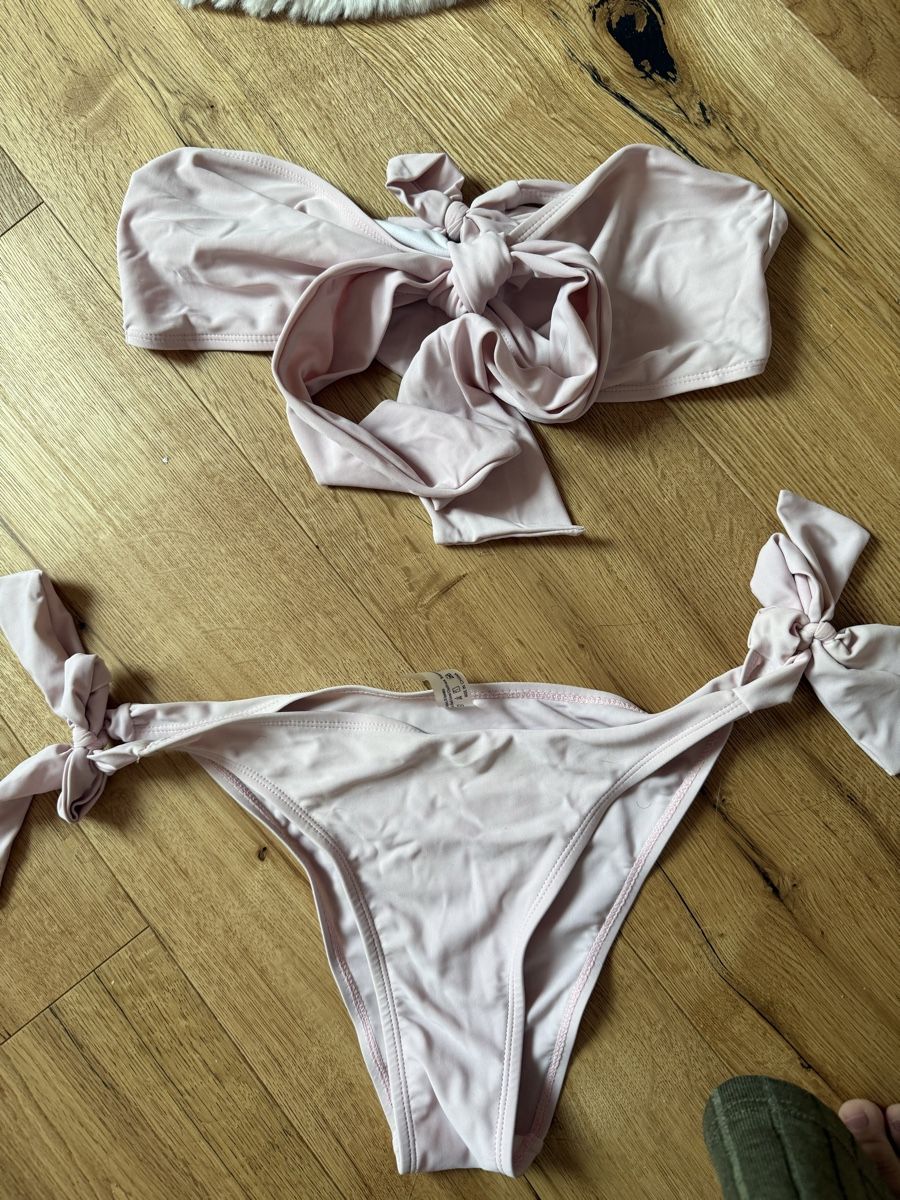Badekleider & Bikinis: Bikini Bandeau Rosa Grösse XL – Gebraucht aus Hüttwilen von sar_8gj7
