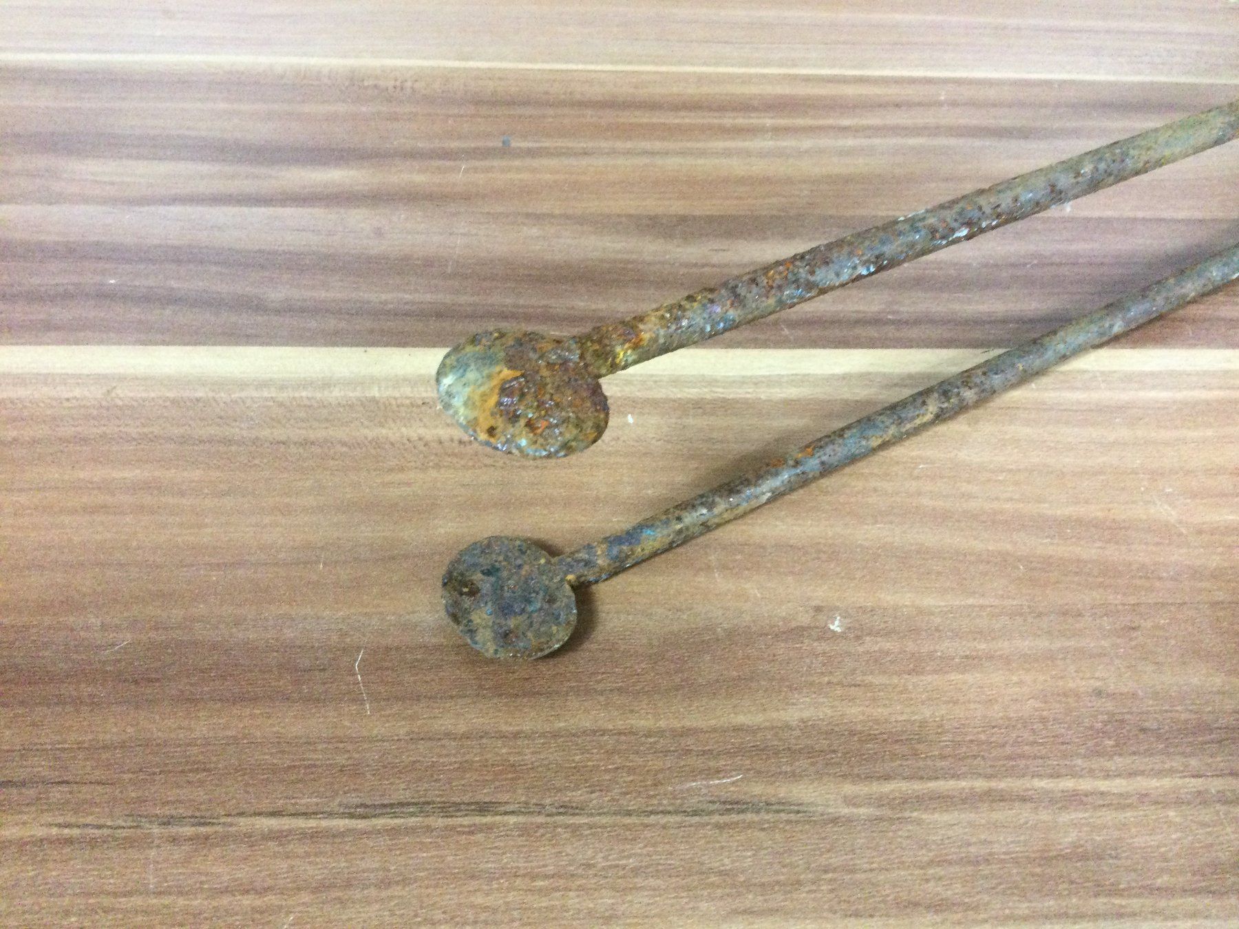 Outils anciens: Gebrauchte Cheminee oder Ofen Grill Holz Klemmzange – D'occasion à Wangen SZ par kuriosum12 3
