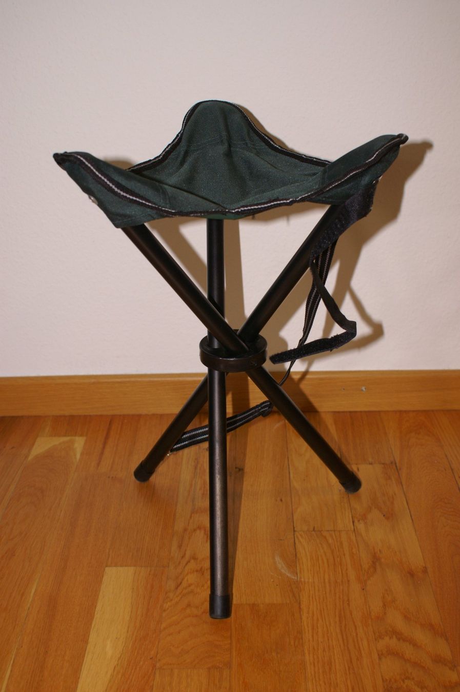 Tabourets: Klapphocker – D'occasion à Grub AR par SLBCM75