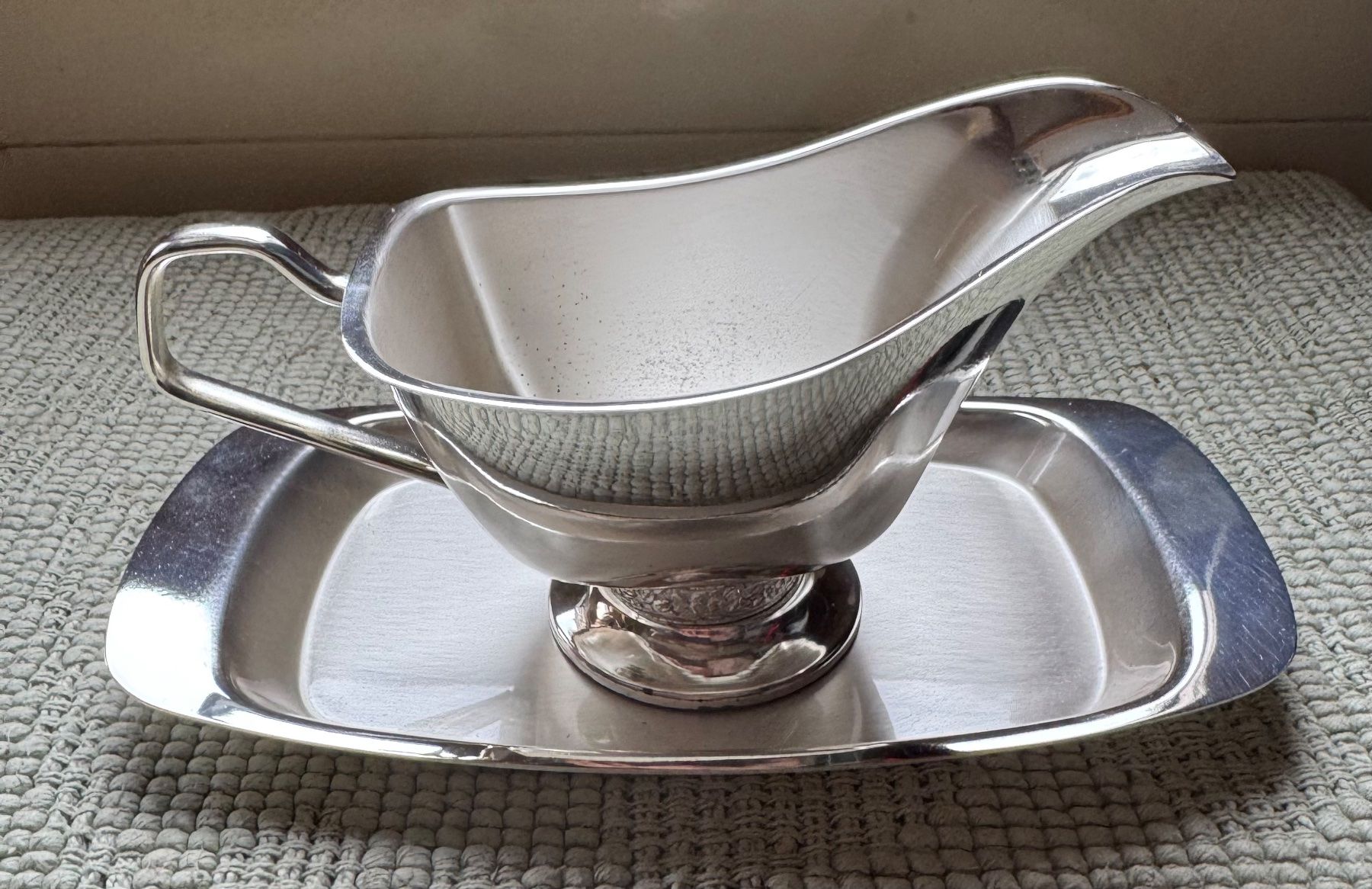 Schalen: Sauciere versilbert England 70er Jahre – Gebraucht aus Grabs von Dekostuebli 4