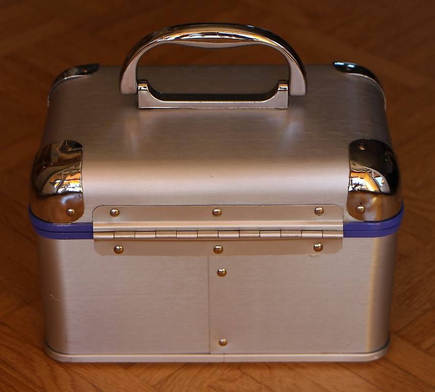 Reisekoffer: Beautycase – Gebraucht aus Rüdtligen von Vortigern 1
