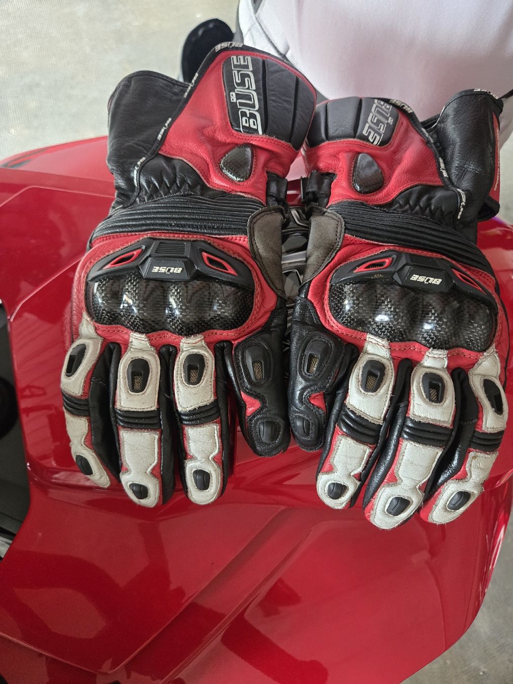 Handschuhe & Handstulpen: Gants Moto, Buse, super état  – Gebraucht aus La Chaux-de-Fonds von tuoro25 1