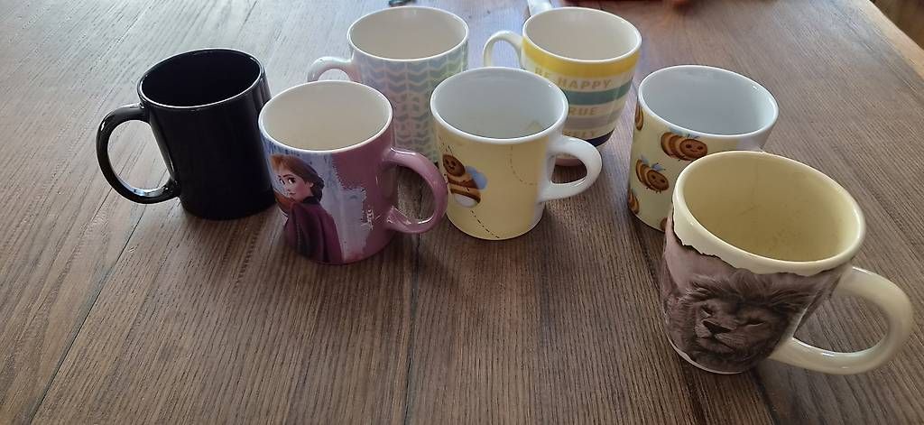 Tasses: 7x Kaffee- Tee Tassen – D'occasion à Horw par Row707