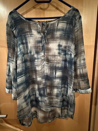 neuwertige Street one Bluse Gr. 42