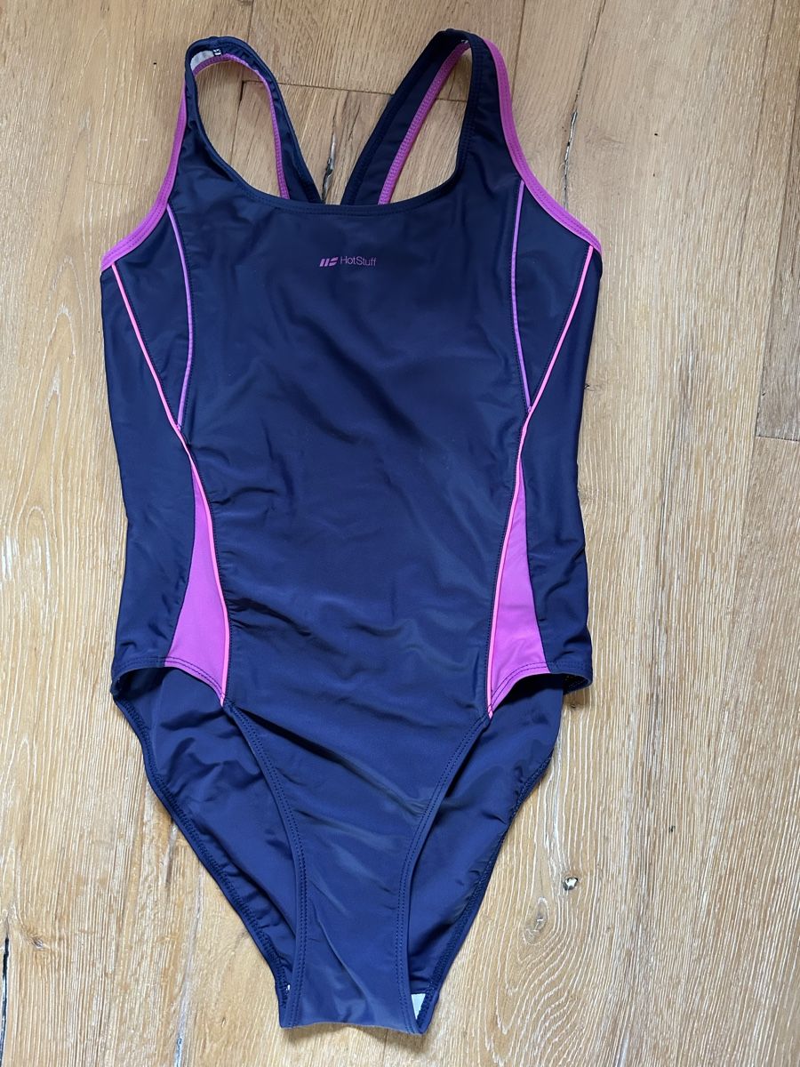 Maillots de bain & Bikinis: Badeanzug Hot Stuff – D'occasion à Engelberg par ejierfaijs