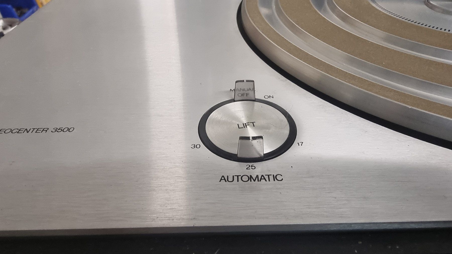 Bang & Olufsen Tourne-disques: B&O Beocenter 3500 – Défectueux à Schöfflisdorf par Silvervintage.CH 8