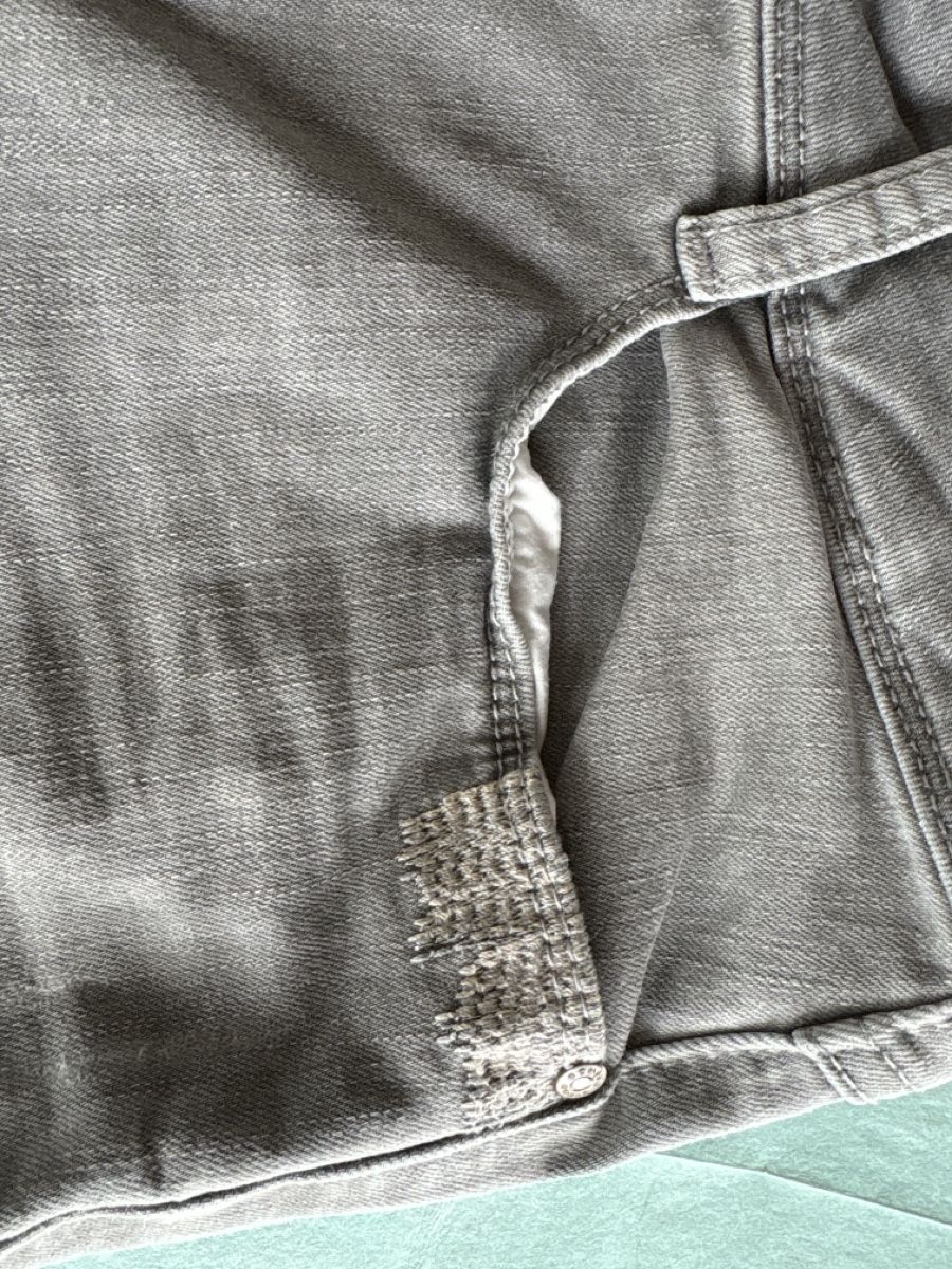 Bonita Pantaloni: Bonita Hose grau Grösse 42 – Usato da Grenchen venduto da nethy 2