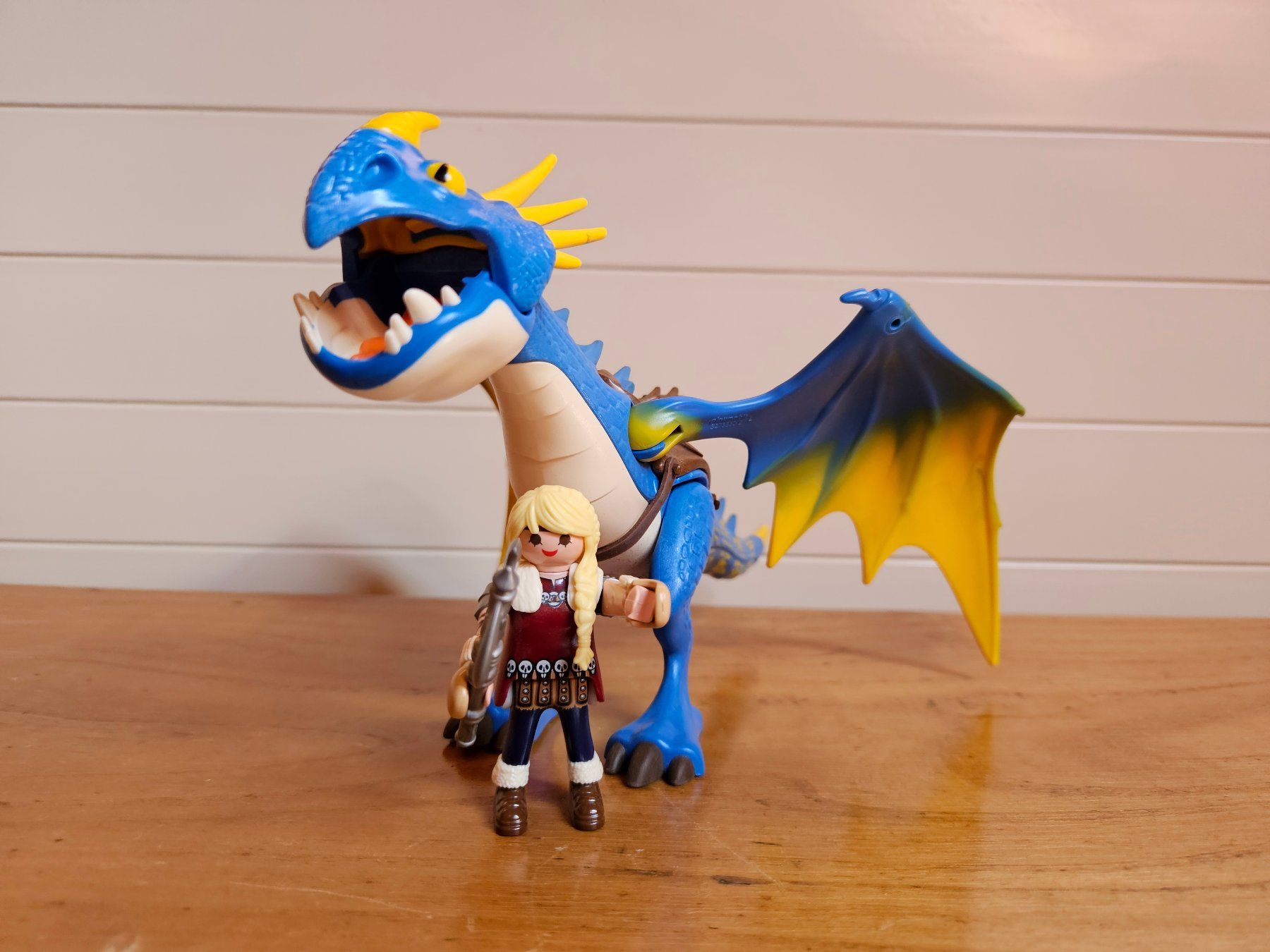 Playmobil Spielzeuge: Playmobil 9247 Drache mit Wikinger Figur – Gebraucht aus Gontenschwil von regentag 3