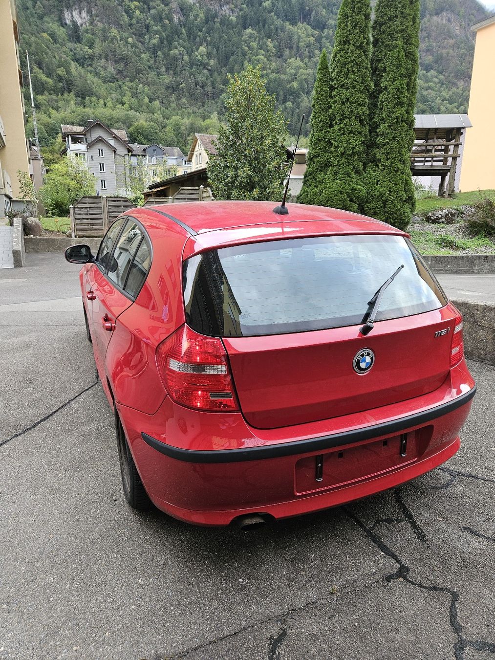 BMW Autos: BMW 116i – Gebraucht aus Erstfeld von tak_ny6m 2