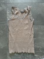 Top mit Spitze
