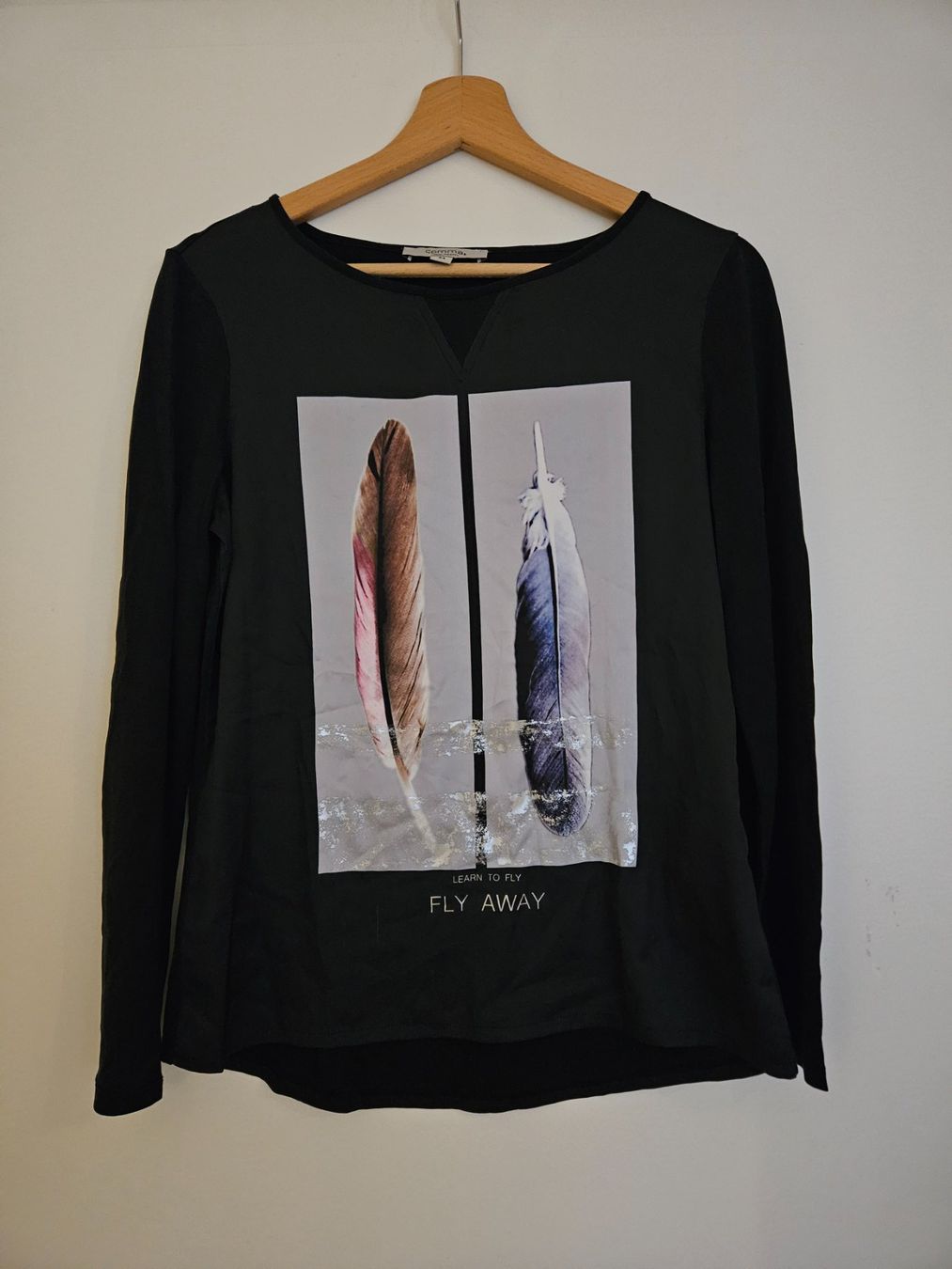 Maglioni & Felpe: Comma,: super leichter Pulli mit Feder-Motiv Gr.34 – Usato da Schaffhausen venduto da sabrina915