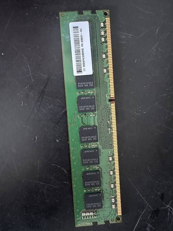 Memory / RAM: 8GB DDR3 SD RAM – Gebraucht aus volketswil von philippn01