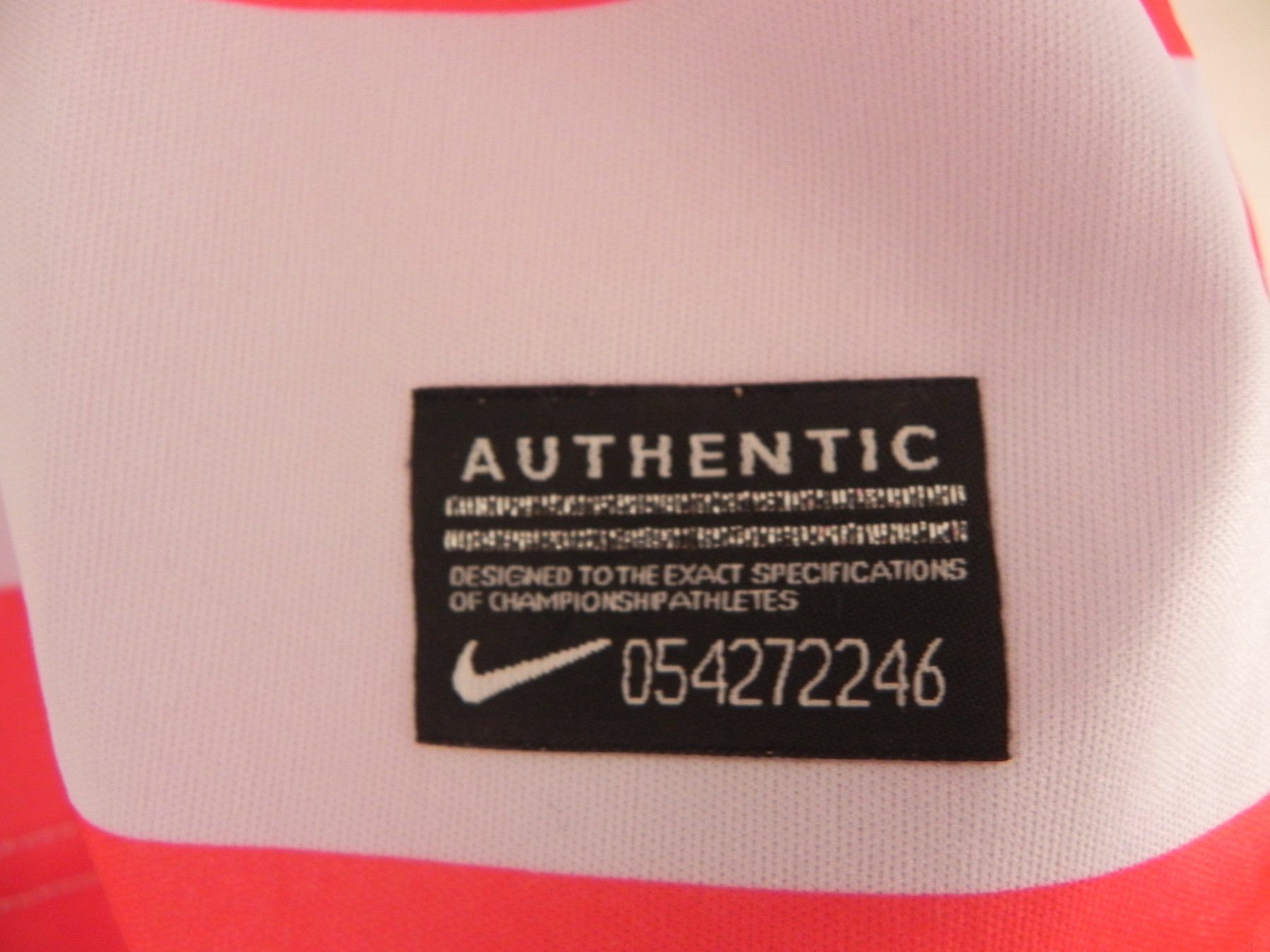 Nike Canottiere & Pantaloni: Nike Heim Trikot USA 2012 Grösse S – Usato da Biel/Bienne venduto da Gogolozi 3
