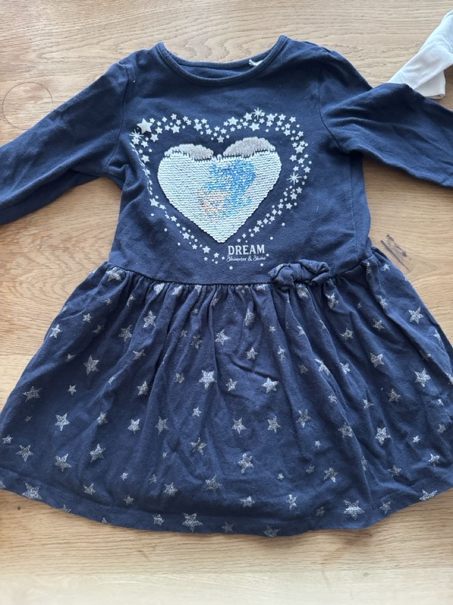 Costumi: Elsa röckli 104 – Usato da niederhasli venduto da gwe_8l5q
