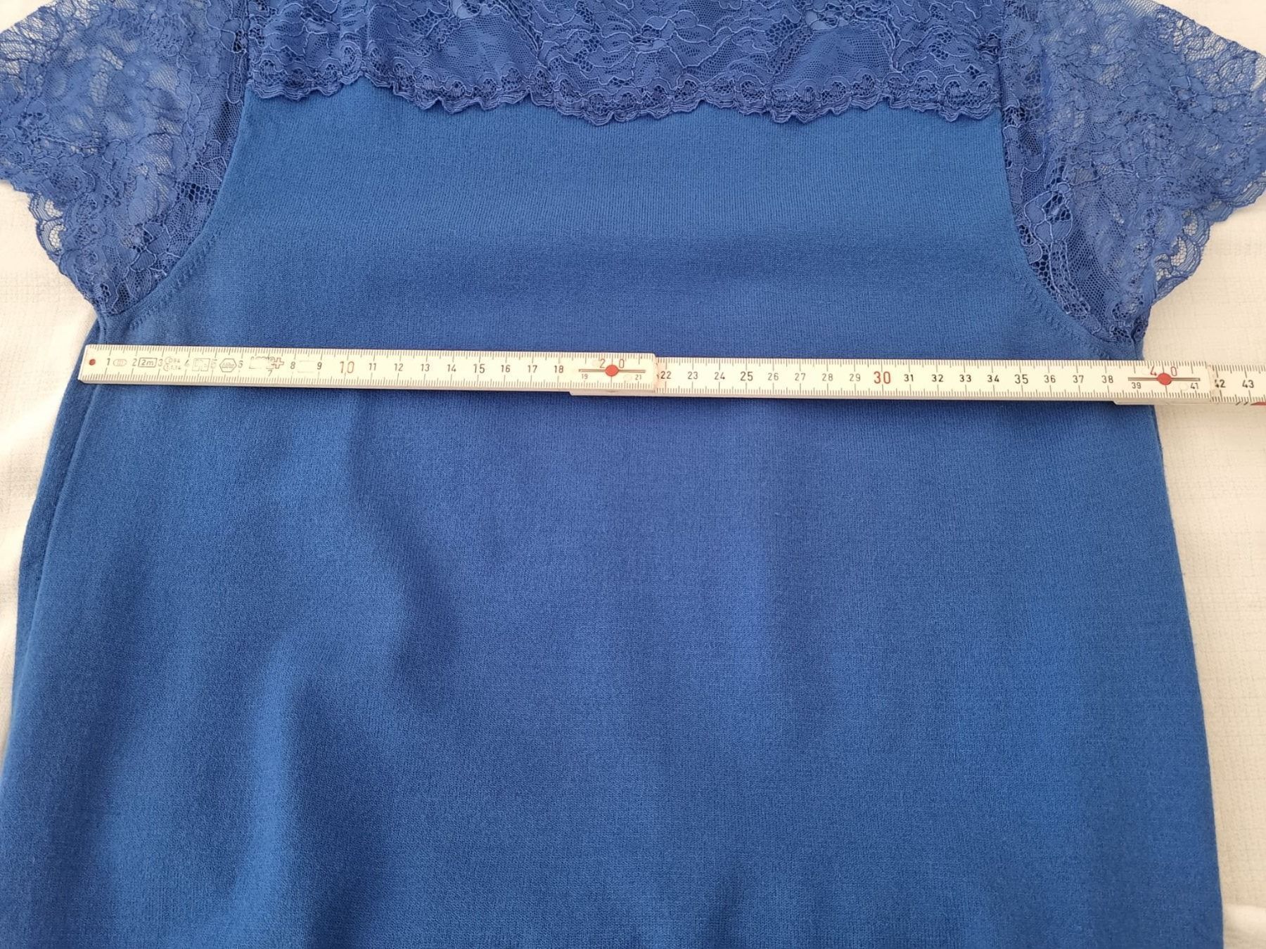 T-shirt: Wunderschönes "Bluegirl" Strickshirt mit Spitzen - Gr. S – Usato da Schneisingen venduto da backstore24 5