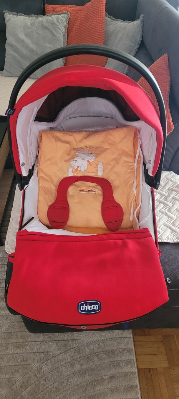 Chicco Seggiolini per auto: Cosy grand  Chicco, 90cm/sécurité MAX & Chancelière bèbé – Nuovo (secondo la descrizione) da Vevey venduto da obi_n8zc 2