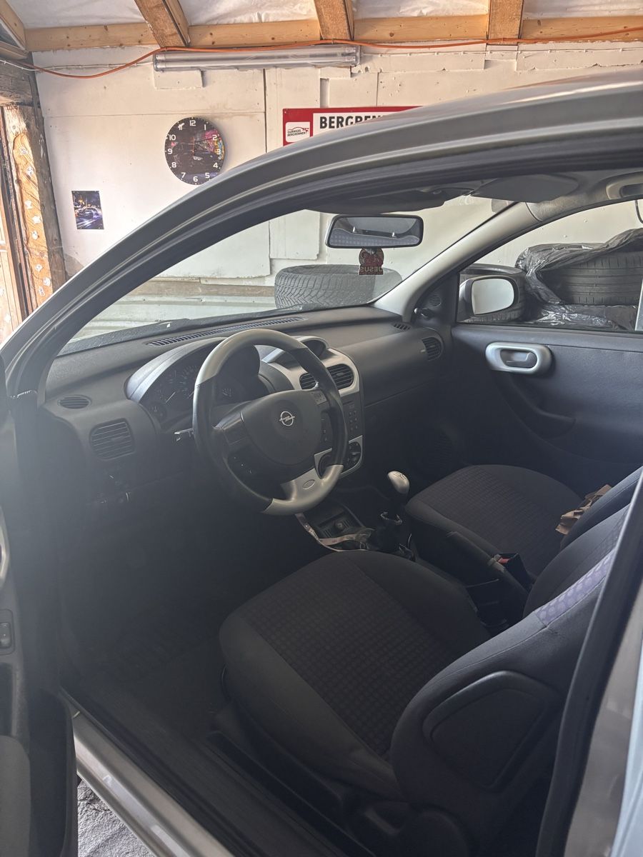 Opel Autos: Opel Corsa C12 – Defekt aus Gurzelen von jul_5txj 4