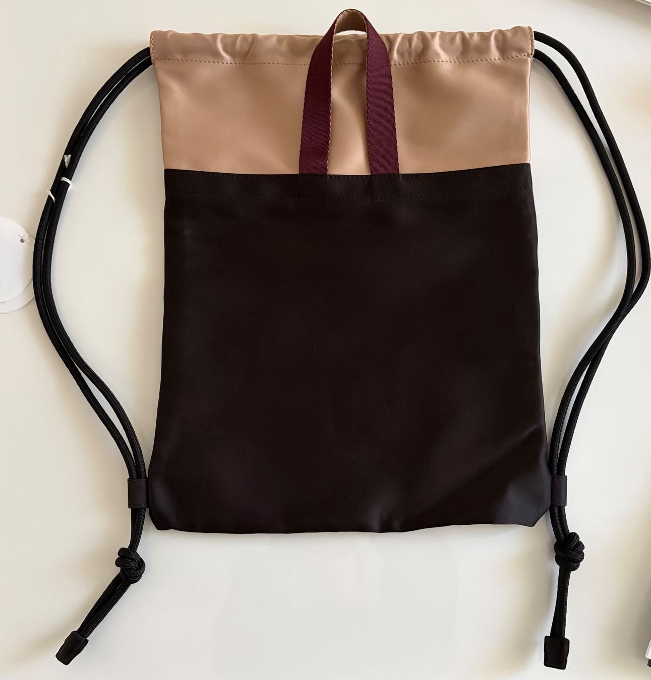 Chloé Borse da donna: SEE BY CHLOÉ, ESSENTIAL GYM BAG – Nuovo e nell'imballaggio originale da Benken ZH venduto da Mistery5 1