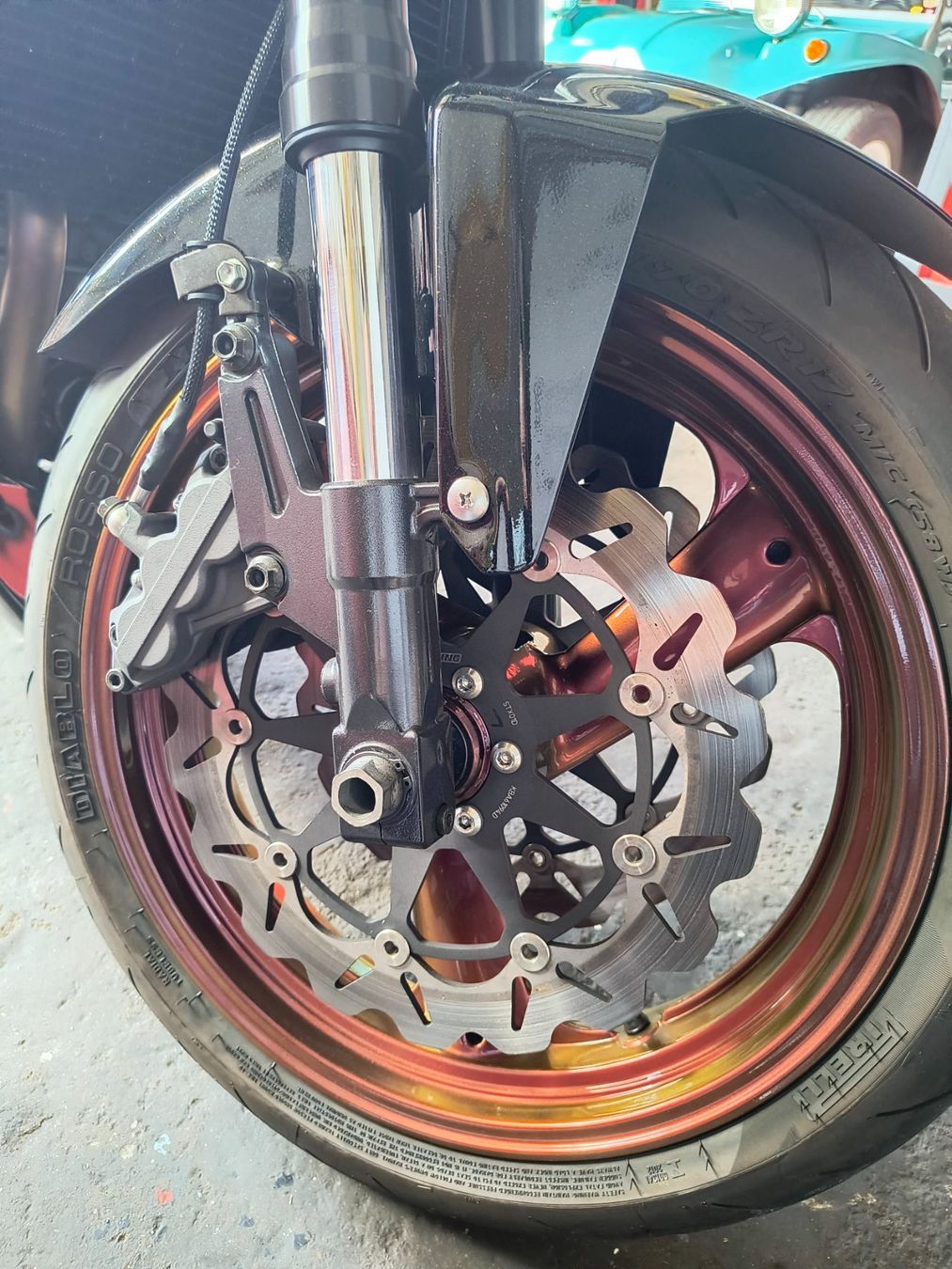 Yamaha Strada: Yamaha YZF 750 R – Usato da Ziefen venduto da Shooter88 5