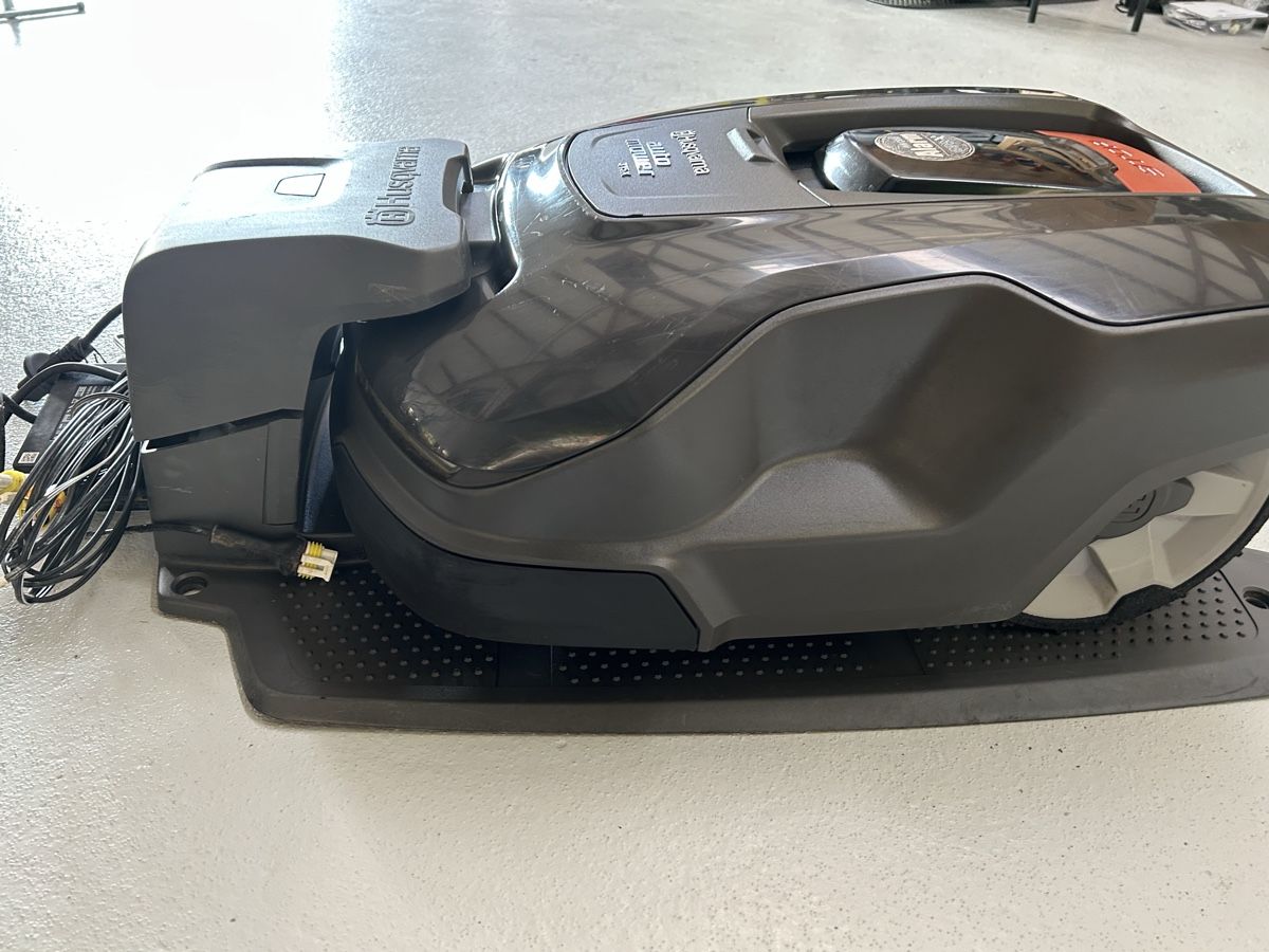 Husqvarna Rasenmäher: HVA Automower 315X mit Connect  – Gebraucht aus Rorschacherberg von remoli16 6