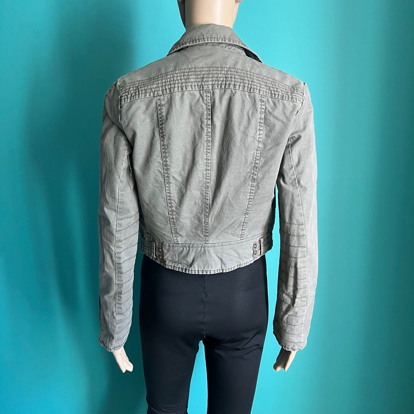 Mango Jacken: MANGO Jacke 💚 – Gebraucht aus zürich von vintage12 3