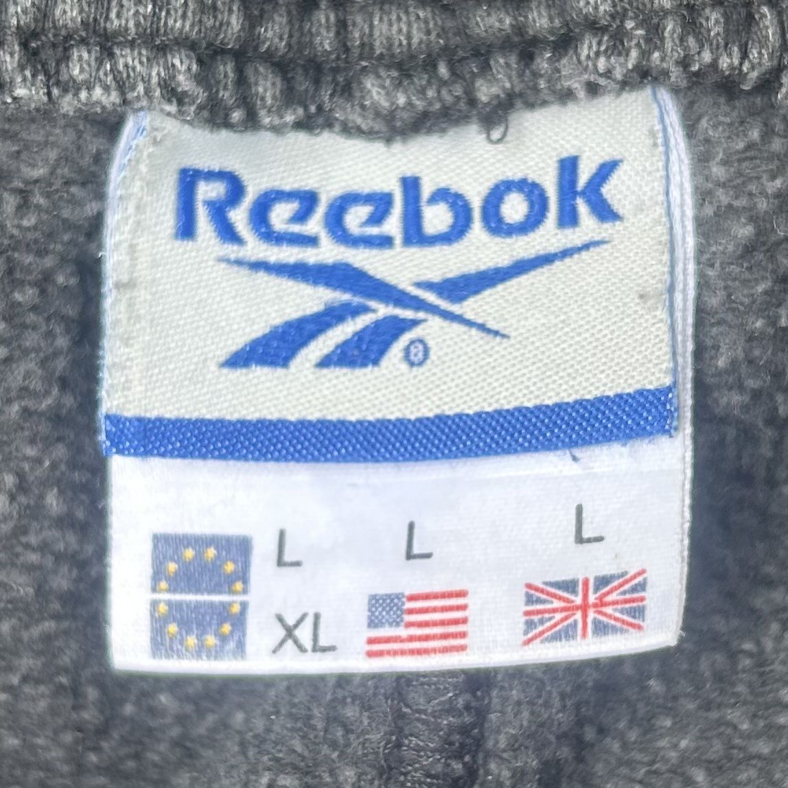 Reebok Pantalons: Vintage Reebok Gray sweatpants  – D'occasion à brent par fukusapes 7