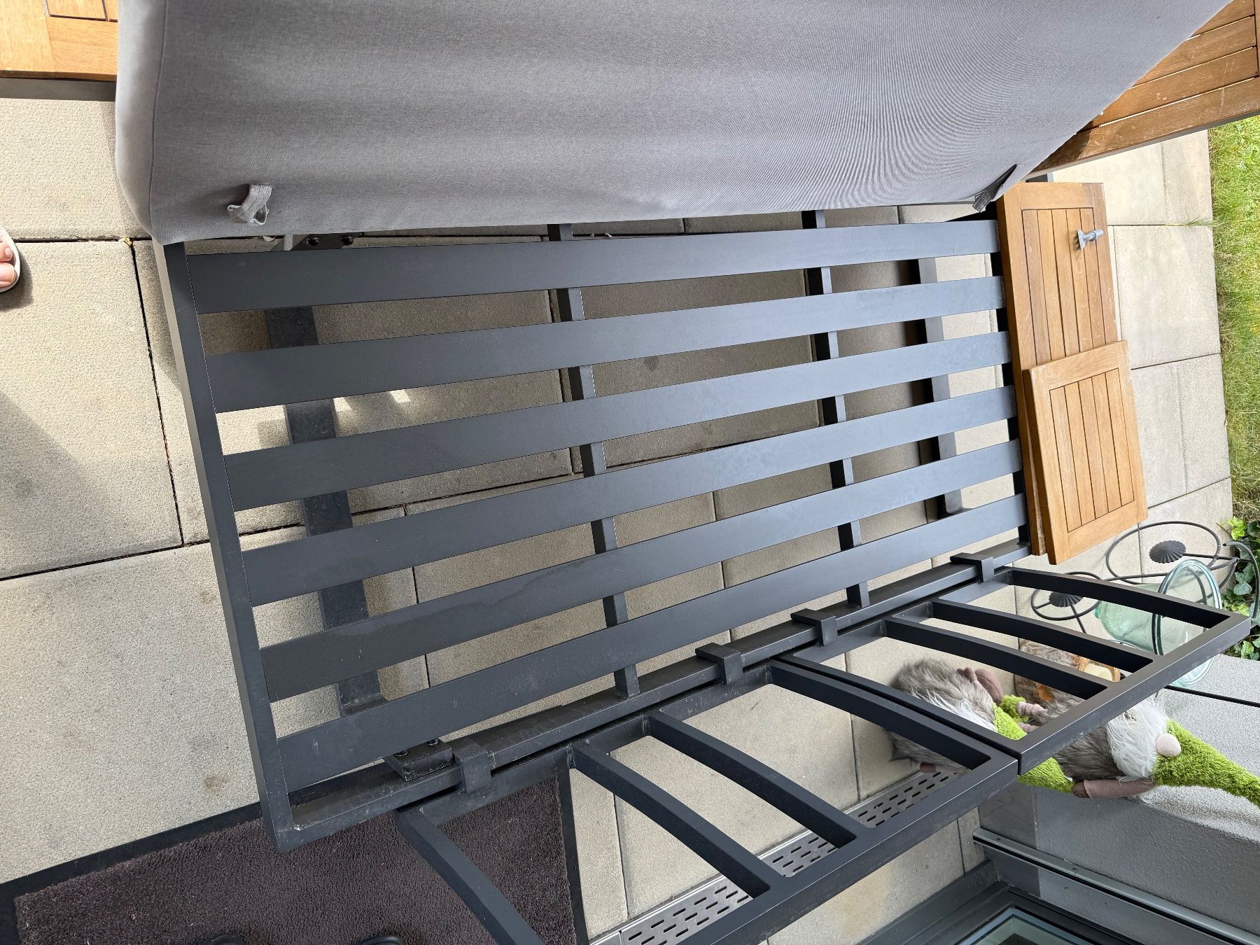 Divani: Garten Möbel Alu Pulverbeschichtet – Usato da Wagen venduto da Msimovic 1