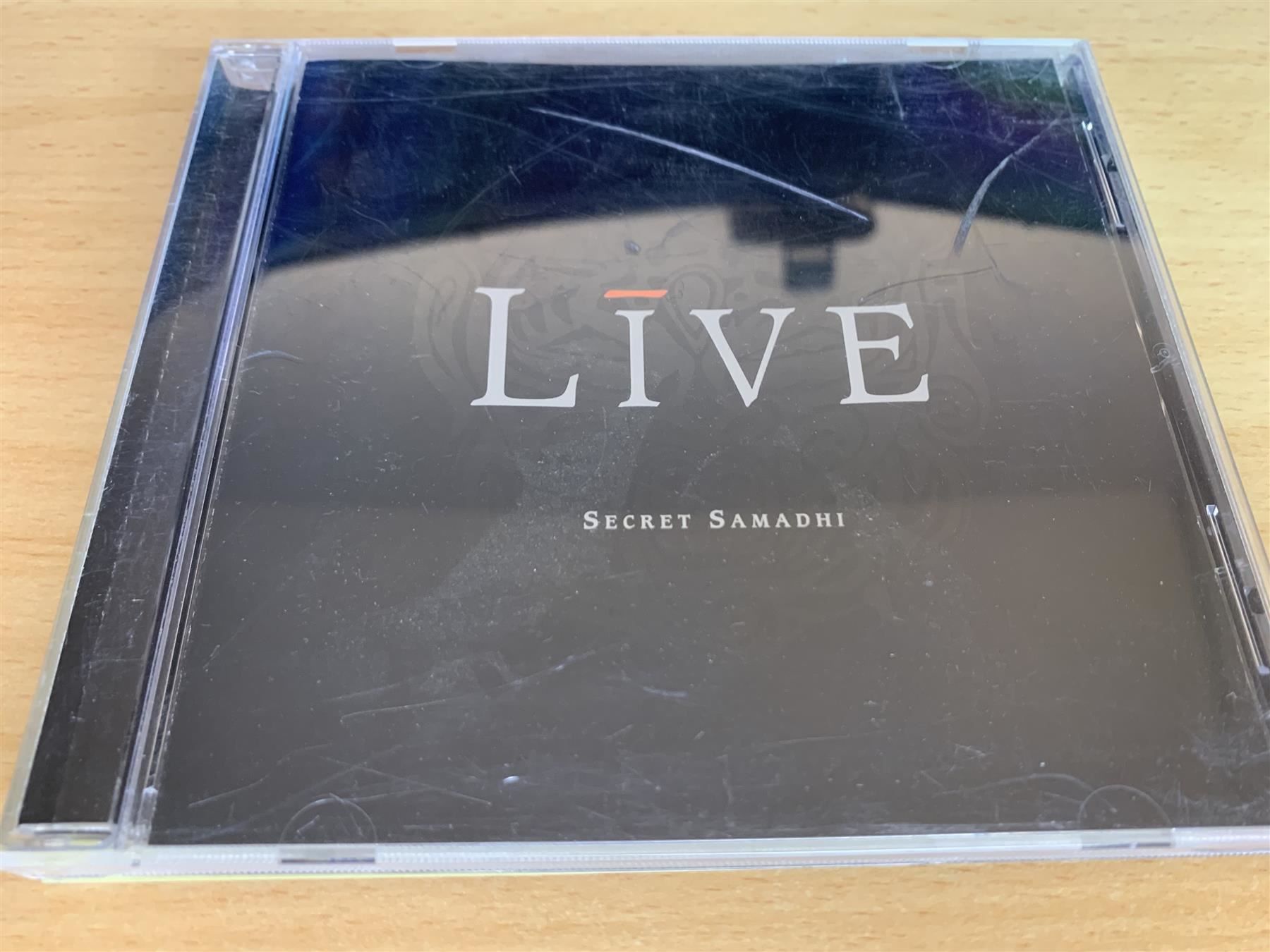 CDs: Live – Secret Samadhi – Gebraucht aus Rikon im Tösstal von Alpenmutz