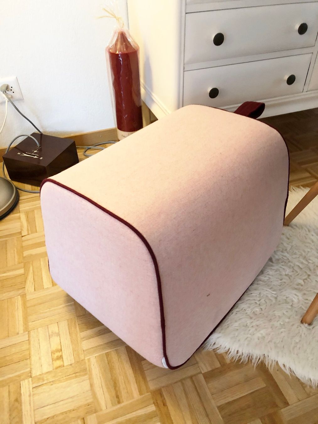 Interio Tabourets: Hocker rosa von Interio – Neuf (Voir description) à Glattbrugg par Ariel012 2