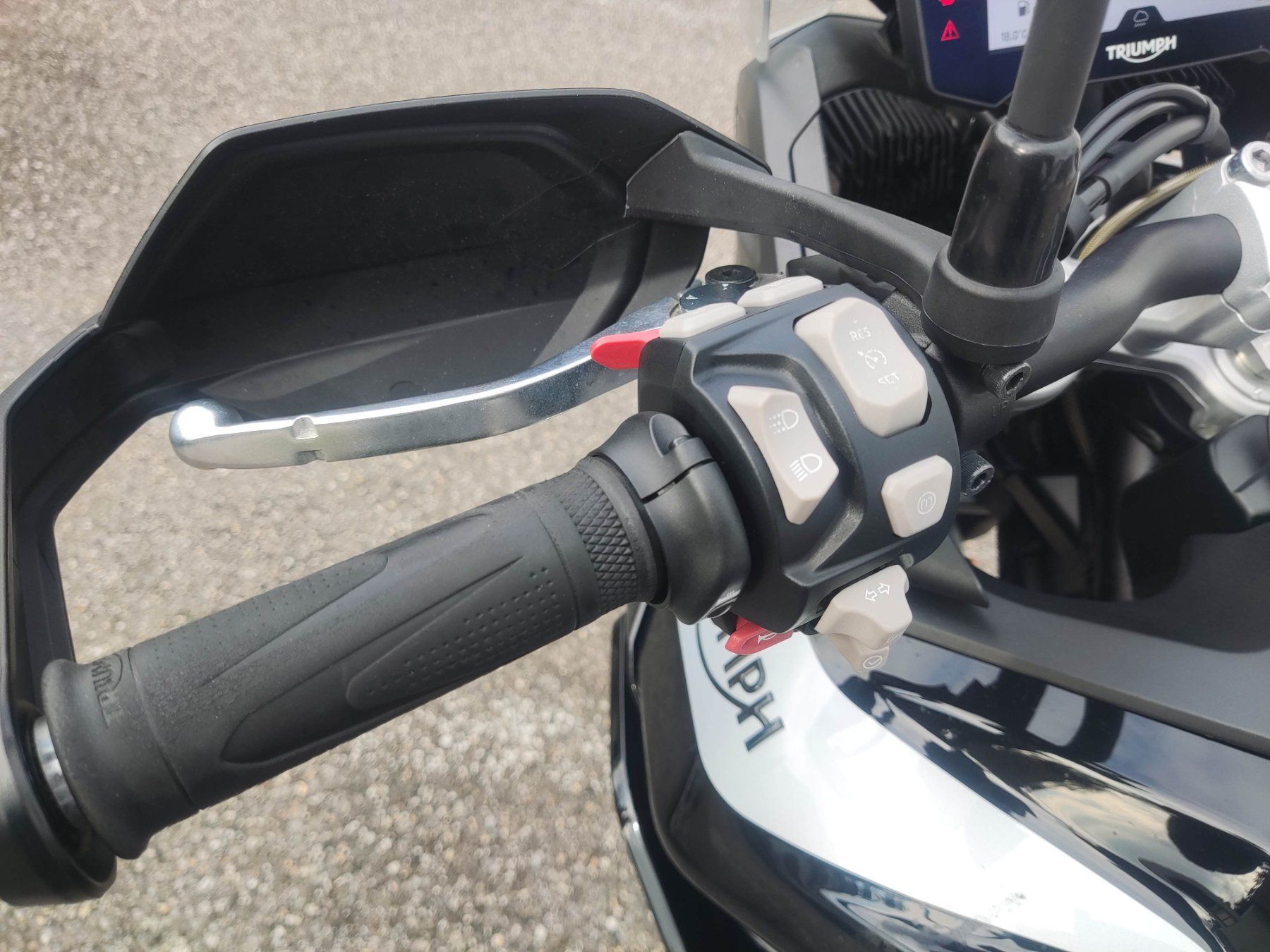 Triumph Enduro: Triumph Tiger 900 GT – D'occasion à Engelberg par mot_w89s 6