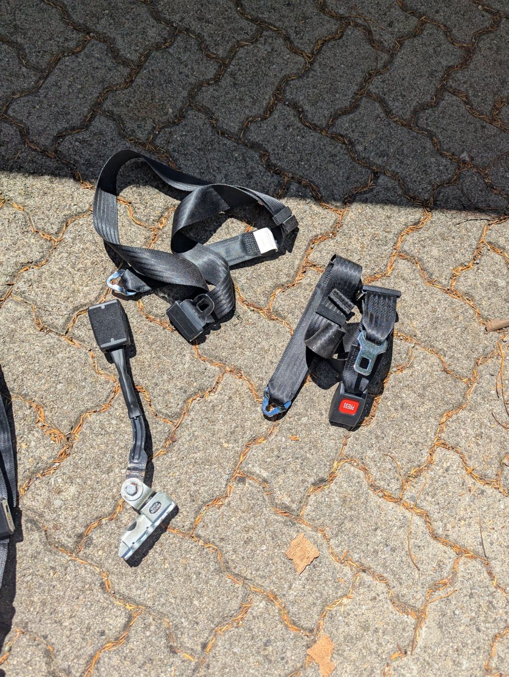 Chaises roulantes: QuickSecure: Rollstuhl Rückhaltesystem, Wheelchair Restraint – D'occasion à Zürich par thi_d2v5