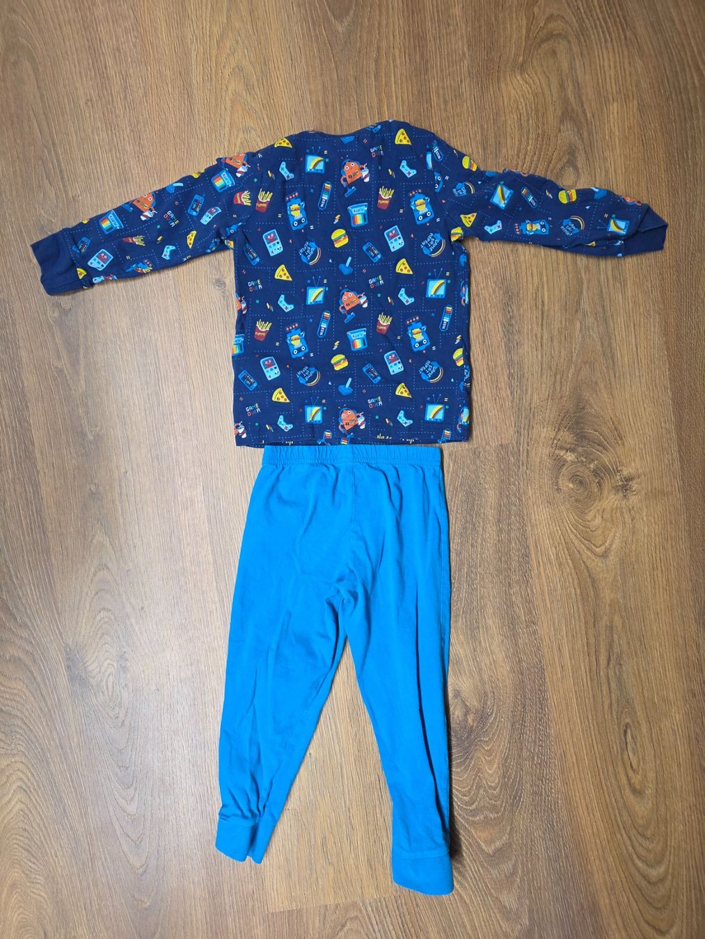 C&A Pigiama & Simili: Pyjama 2-teilig Gr. 98/104 blau – Usato da Nebikon venduto da Japostyle 1