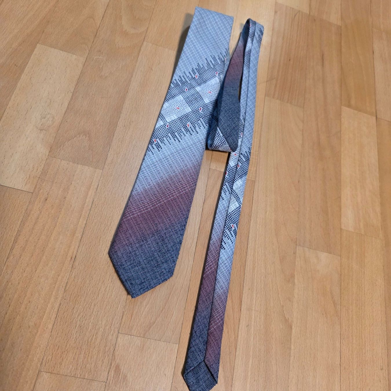 Krawatten: My Lord Krawatte Swiss Made elegant – Gebraucht aus Wald ZH von CapLux