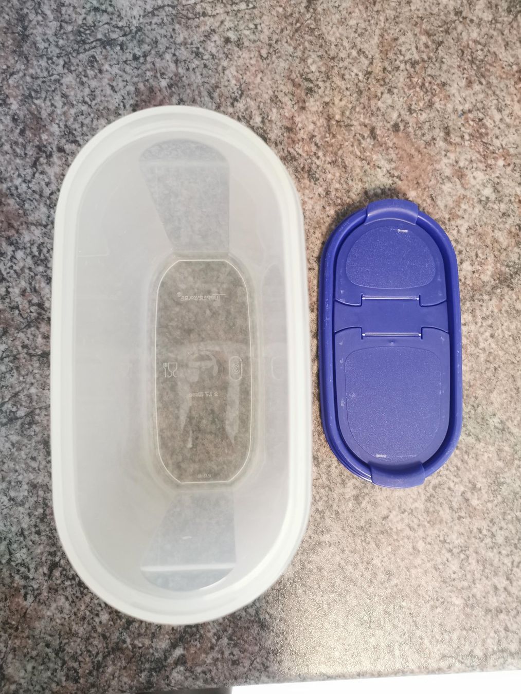 Recipients et similaires: Tupperware Vorratsbehälter 1.7L – D'occasion à Birsfelden par mel_ndx7 1