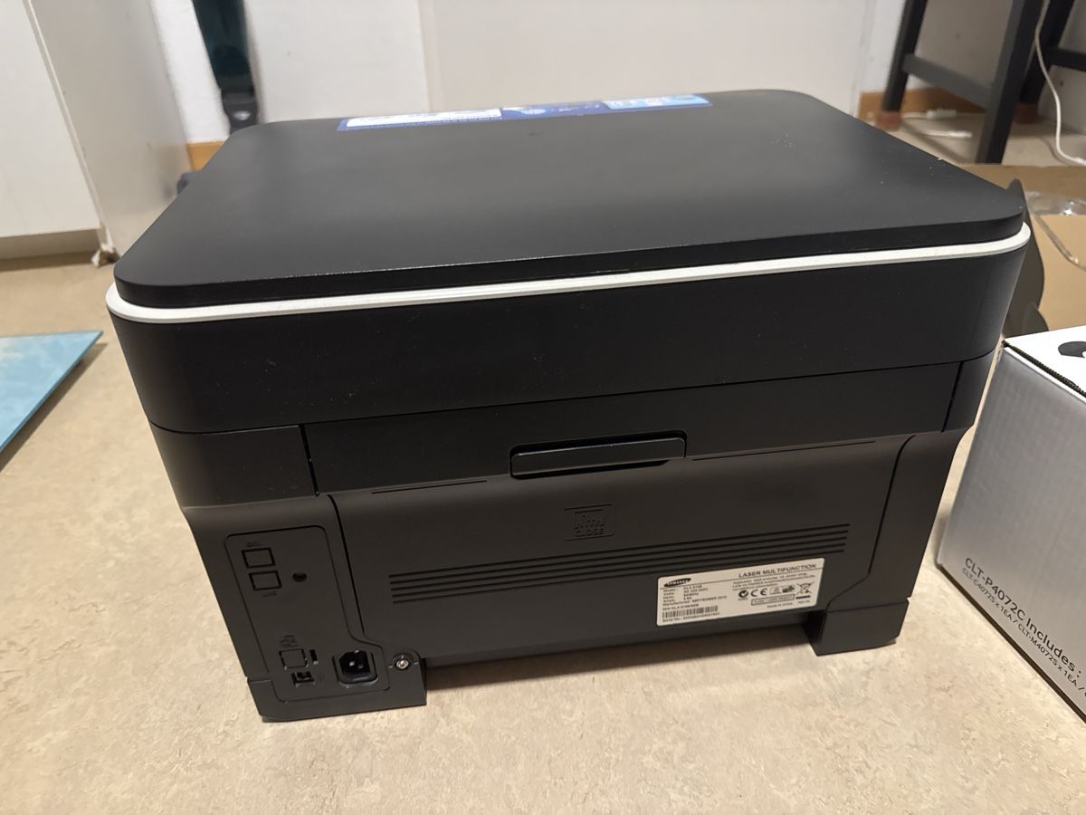 Samsung Stampanti: Samsung Farblaserdrucker + Toner – Usato da Bäretswil venduto da vla_t5t2 2