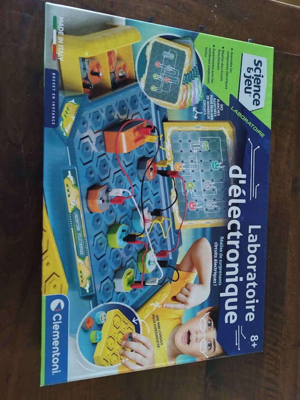 Clementoni Giochi: jeu laboratoire d' électronique de la marque Clementoni – Nuovo e nell'imballaggio originale da Lausanne venduto da francoco