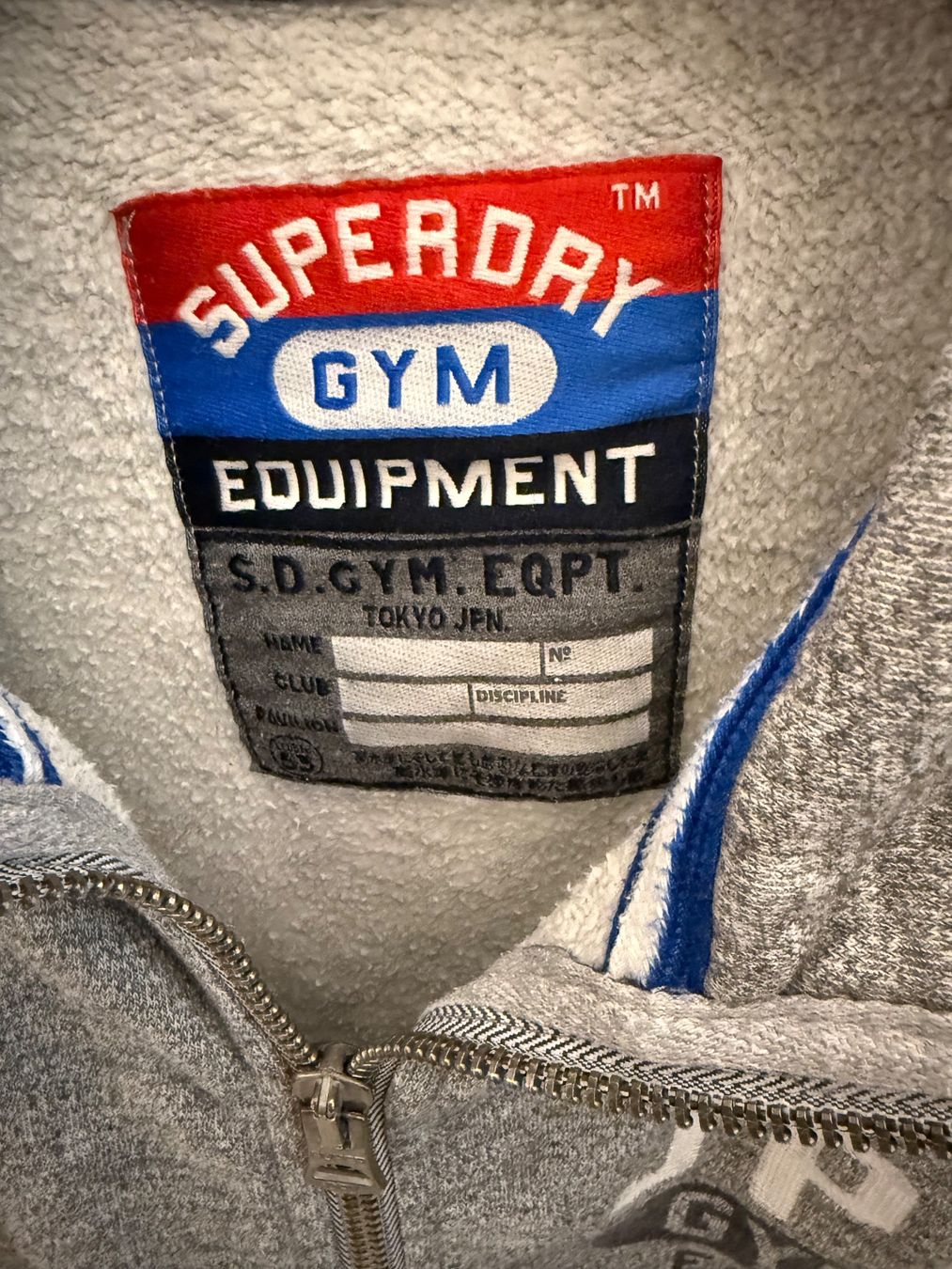Superdry Giacche: SUPERDRY UNISEX JACKE – Usato da Zürich venduto da heb_c9cj 1