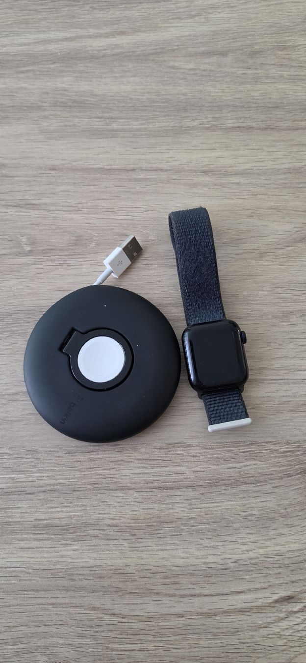 Apple Smartwatch: Apple Watch SE  – D'occasion à Zürich par merso01 1
