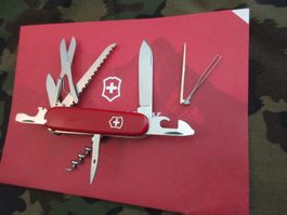 Victorinox "HUNTSMAN" älteres Modell noch ohne Hacken.
