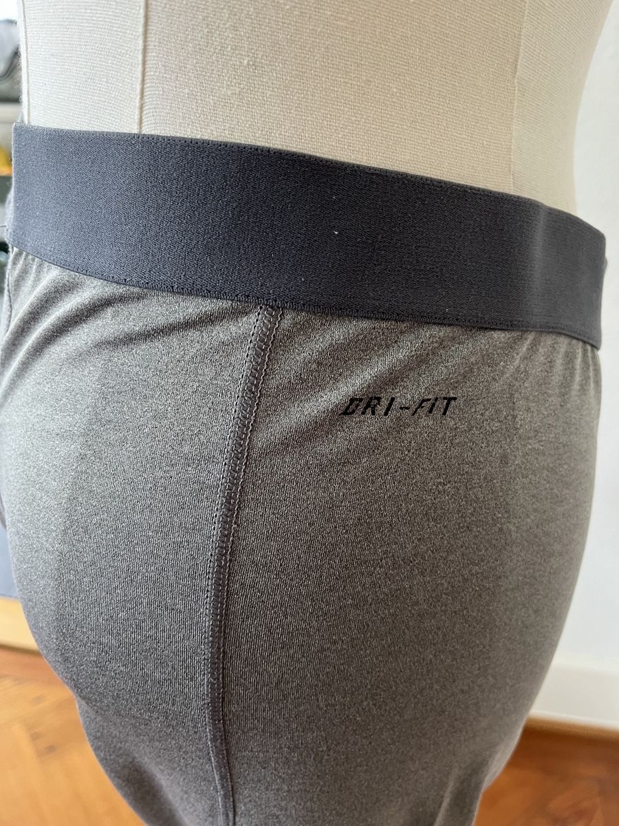Nike Leggings: Nike Pro Capri Leggings Grey - Women's Size Medium – Usato da Mies venduto da Nib2011 6