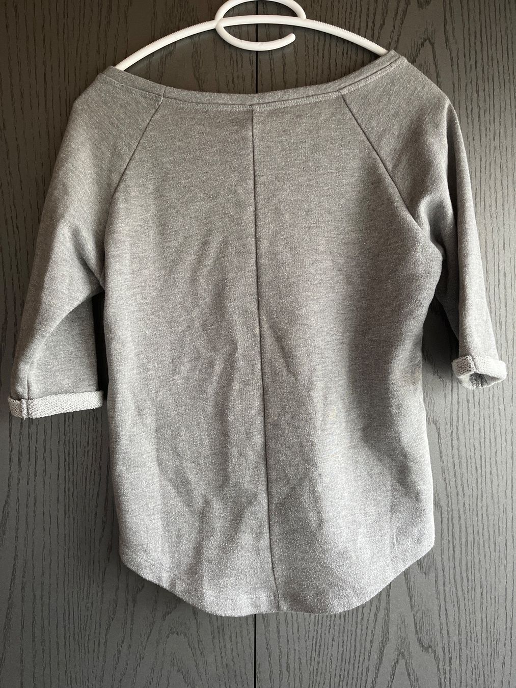 Blusen, T-Shirts & Tops: Pull manches courtes – Gebraucht aus Le Locle von Ophelhugy 1