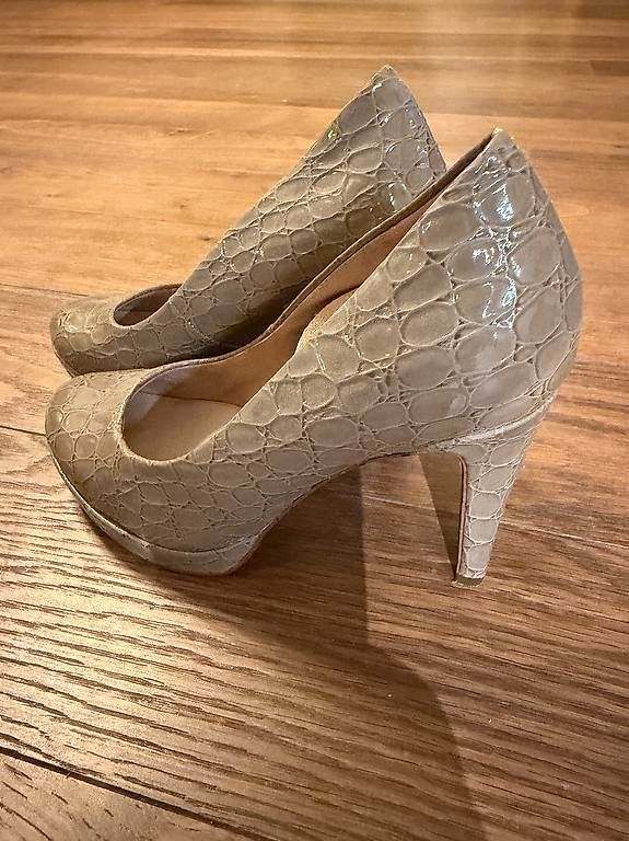 Scarpe da donna: Tamaris Stiletto Pumps, Gr. 36 – Usato da Glattfelden venduto da pexx79 1