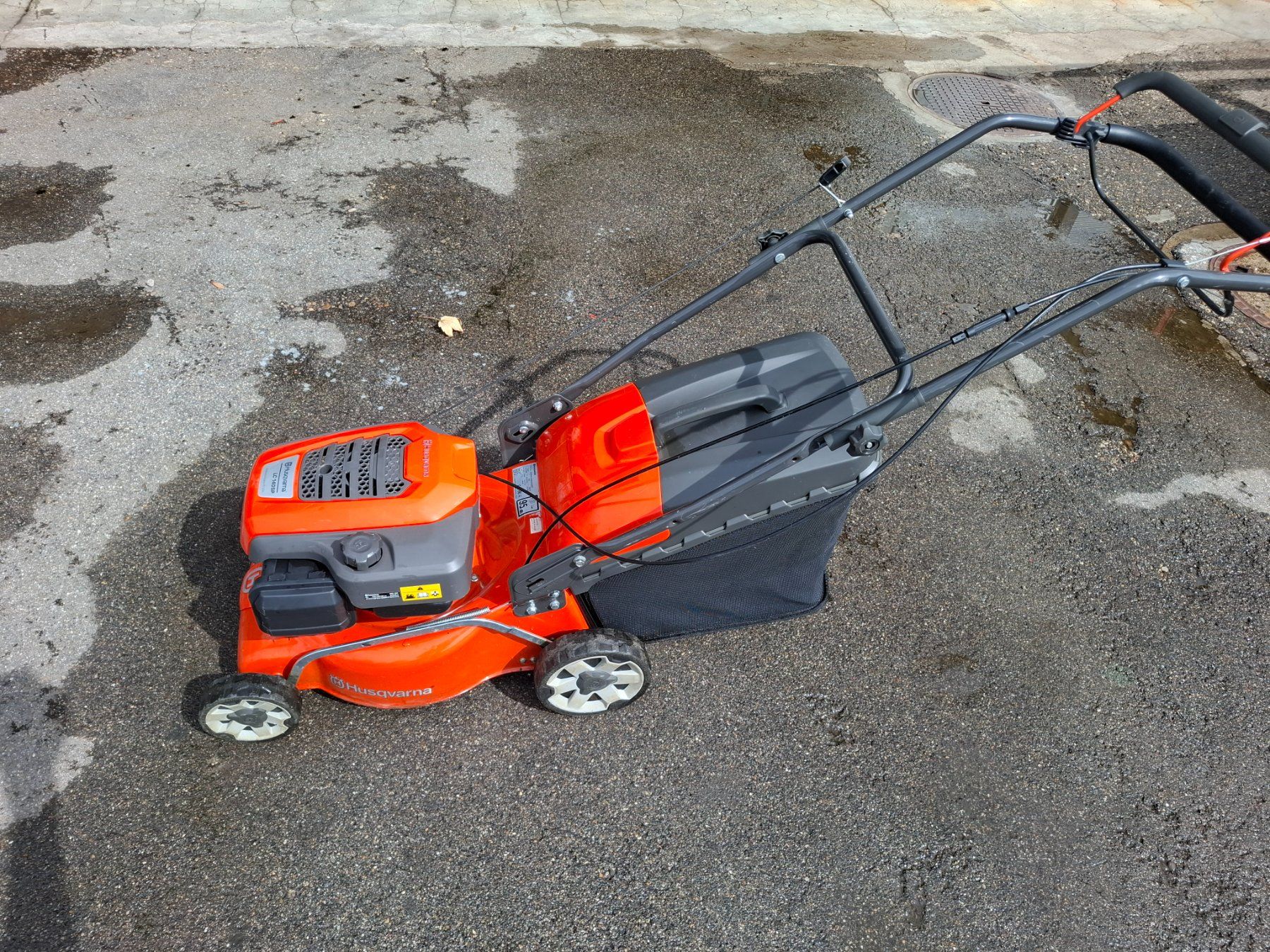 Husqvarna Tondeuses à gazon: Rasenmäher – D'occasion à Herisau par JD81 2