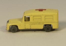 Matchbox Lesney 14A Daimler Ambulance