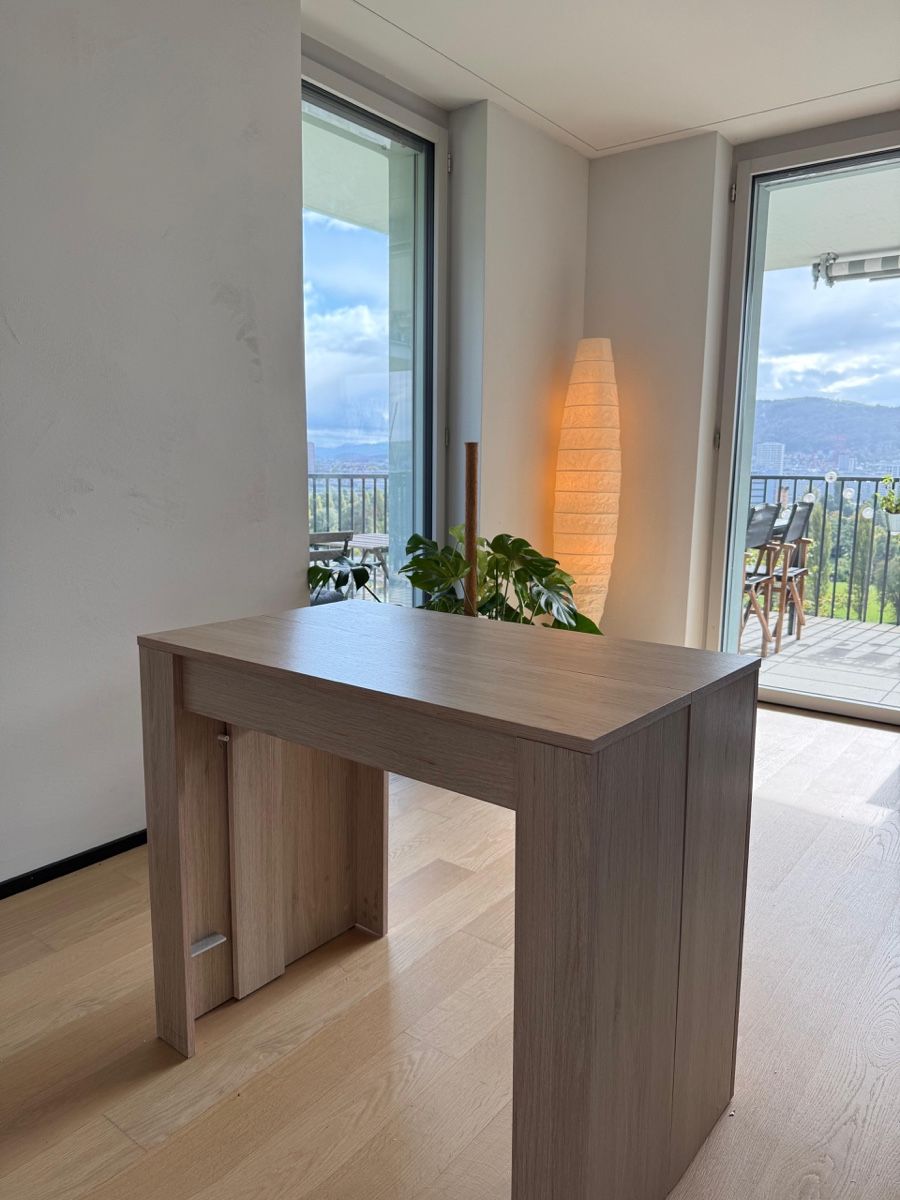 Tavoli: Extendable Dining Table - Perfect for Gatherings! – Usato da Zürich venduto da mar_66tv 1