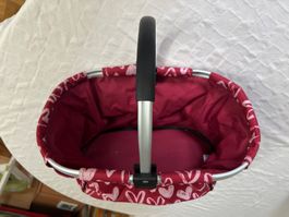 Praktische Einkaufstasche/Korb mit Herzen