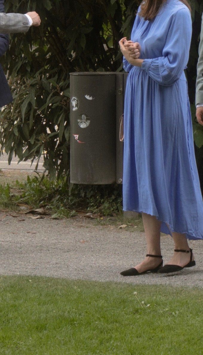 Other Stories Robes: Umstandskleid blau Grösse S – D'occasion à Basel par tobinho10 2