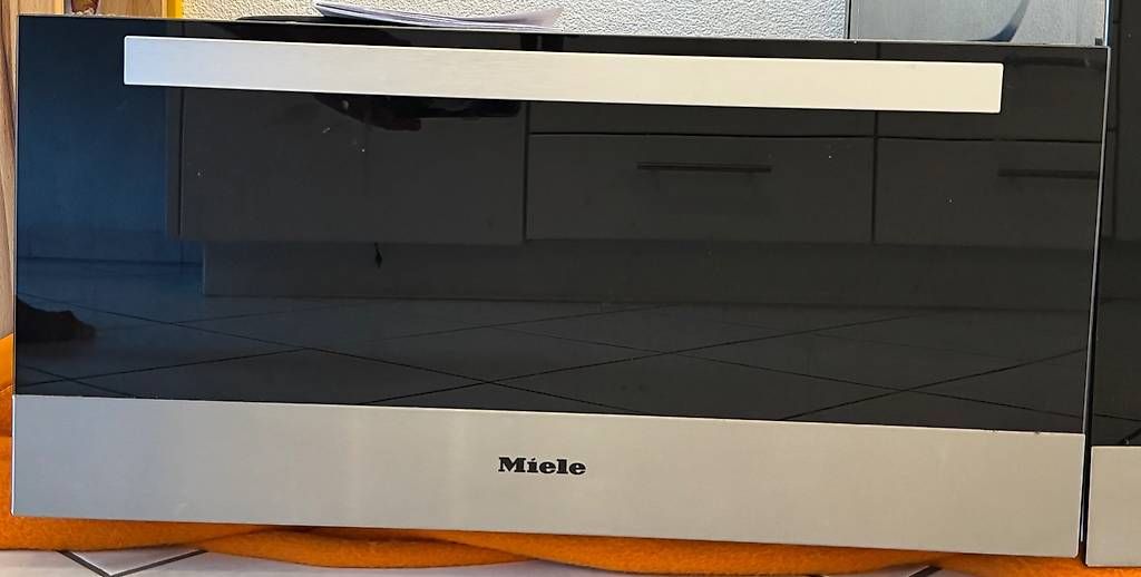 Elettrodomestici da cucina: Wärmeschublade Miele – Usato da Wilen b. Wil venduto da mar_9k59