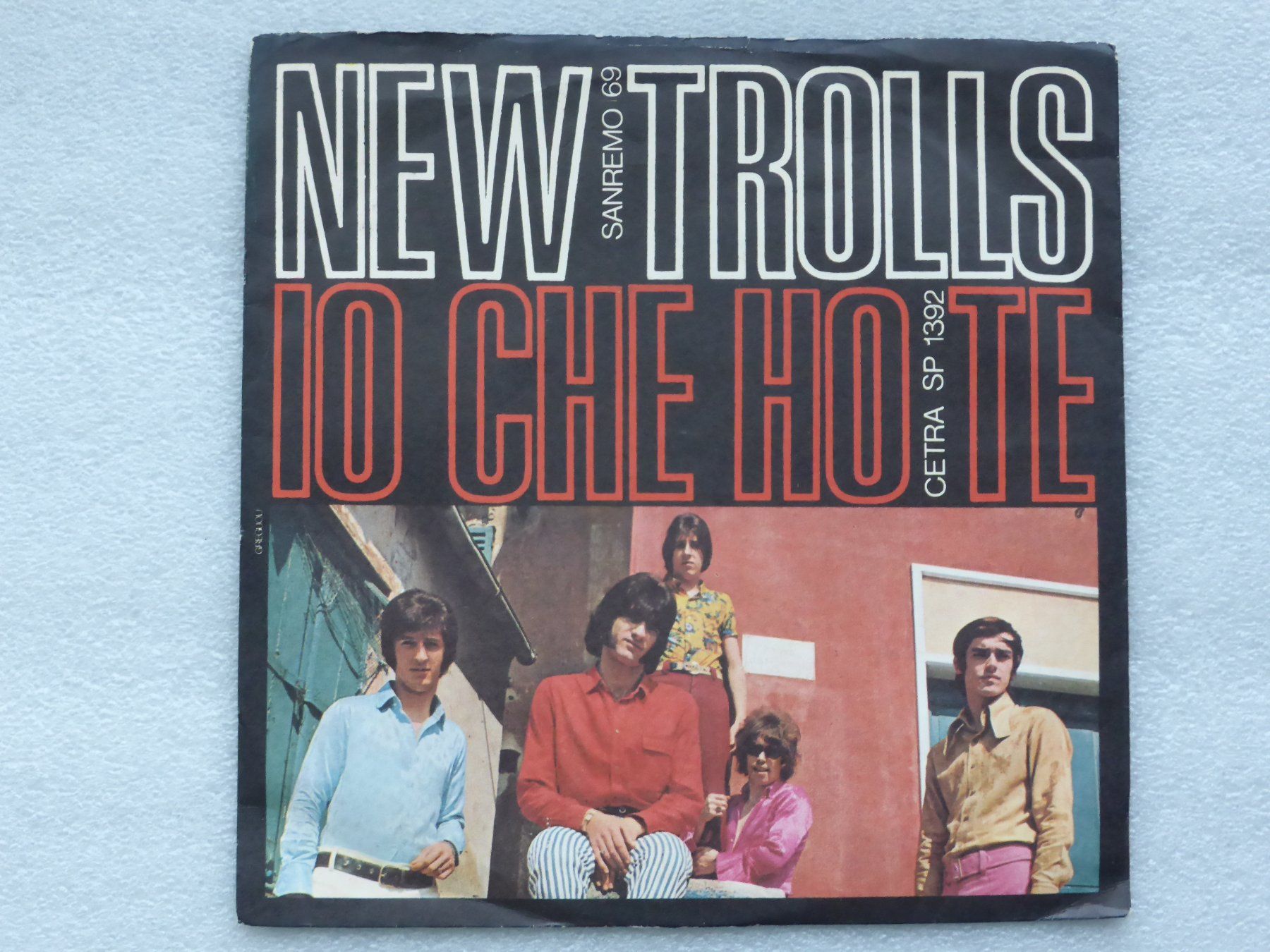 Dischi in vinile: Vinyl Single   NEW TROLLS – Usato da Küssnacht am Rigi venduto da Mondkinder